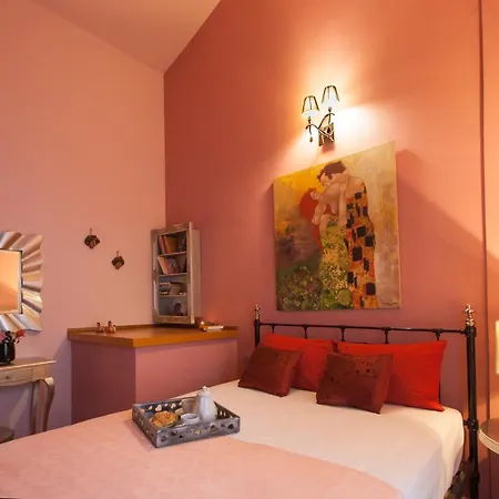 Apartament Kaiti's House